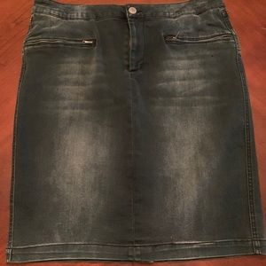 Kenneth Cole Denim Pencil Skirt Size 14
